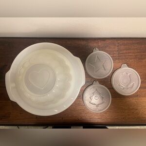 Vintage White Tupperware Jello Mold 6 Piece Set